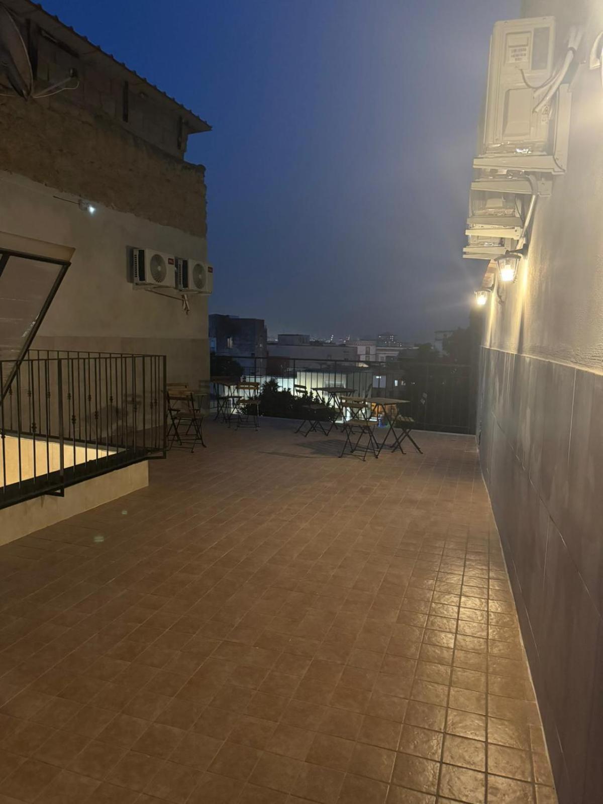 Terrazza Miracoli Napoli Aparthotel Exterior foto