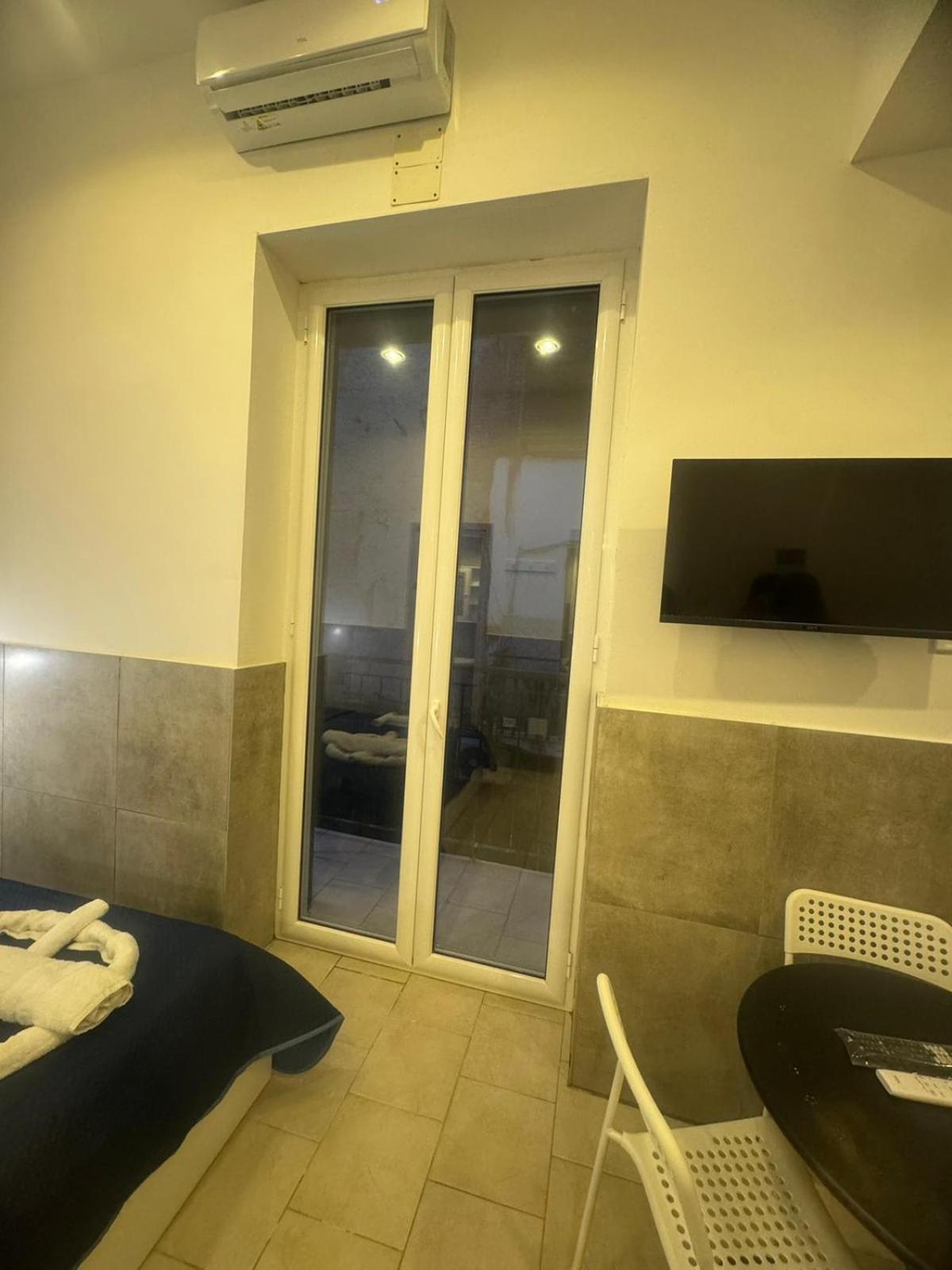 Terrazza Miracoli Napoli Aparthotel Exterior foto