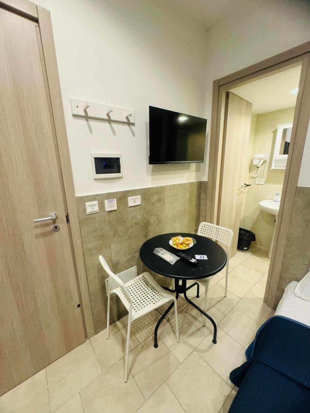Terrazza Miracoli Napoli Aparthotel Exterior foto