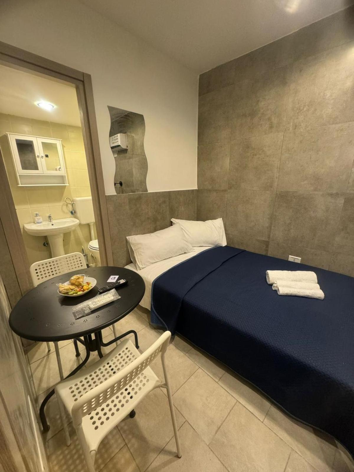 Terrazza Miracoli Napoli Aparthotel Exterior foto