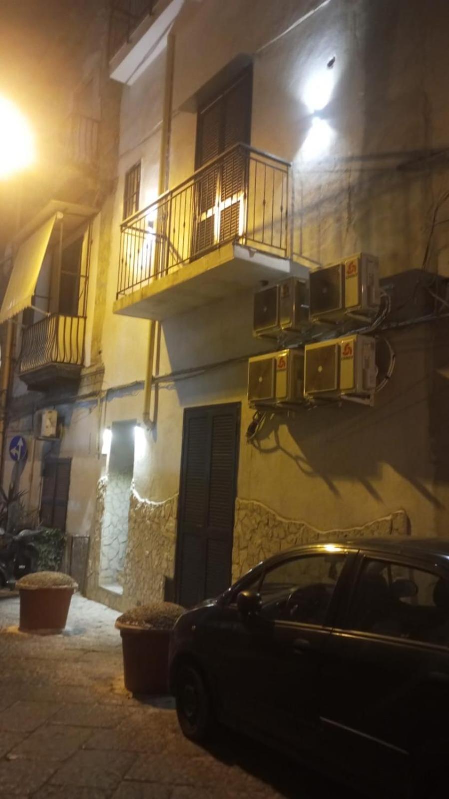 Terrazza Miracoli Napoli Aparthotel Exterior foto